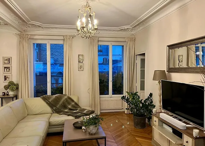 Steps To Luxembourg Gardens Bright Family Flat Apartmán *